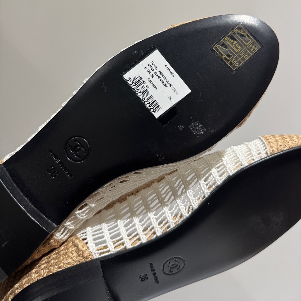 Chanel 25P Raffia White & Beige Flats | BNIB | Size 36, 36.5, 37.5 - Picture 12 of 13